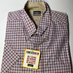 New Haggar Men’s Med. casual button down Navy/red/white plaid short sleeve shirt